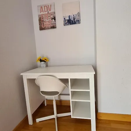 Dos Torres Gondolin Con Parking Zaragoza